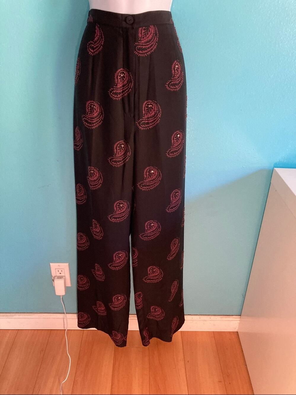 NWT Size 10 Vintage Amelia Austin 100% Silk Beaded Paisley Wide Leg Black Pants